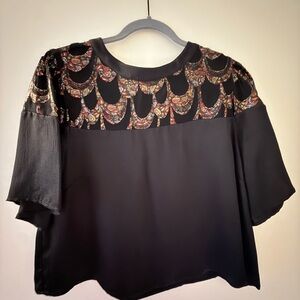 Caballero Black Women's Top with Patterned Detail Size Large